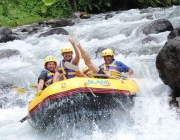 telaga-waja-rafting
